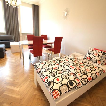 Happyestate Ul Rynek Old Town Apartment Wroclaw Exterior photo
